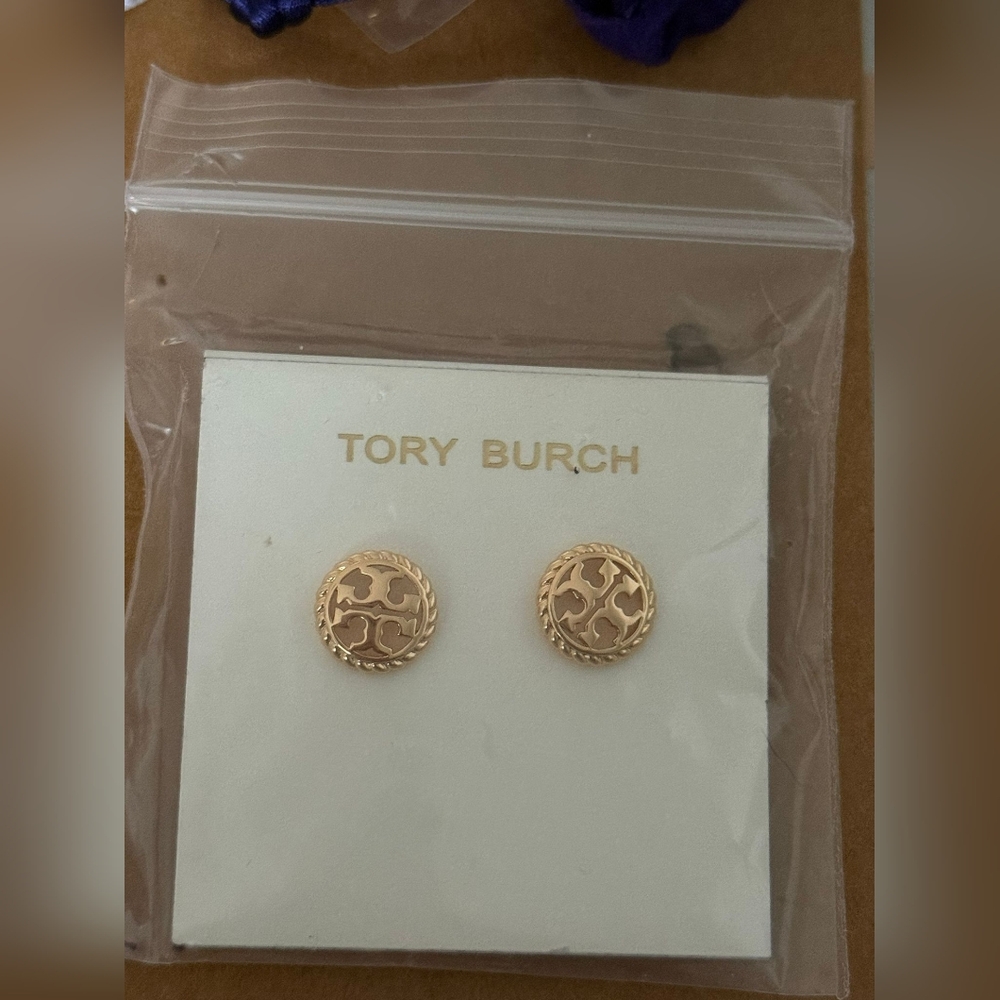Tory Burch Necklace & Earrings - Picture 3 of 7
